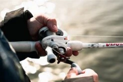 Abu Garcia Veritas Baitcasting Combo -Fishing Products Store ABU BAITCAST COMBO VERITAS LIFESTYLE 2021 001