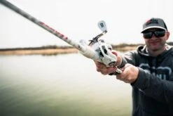 Abu Garcia Veritas Baitcasting Combo -Fishing Products Store ABU BAITCAST COMBO VERITAS LIFESTYLE 2021 005